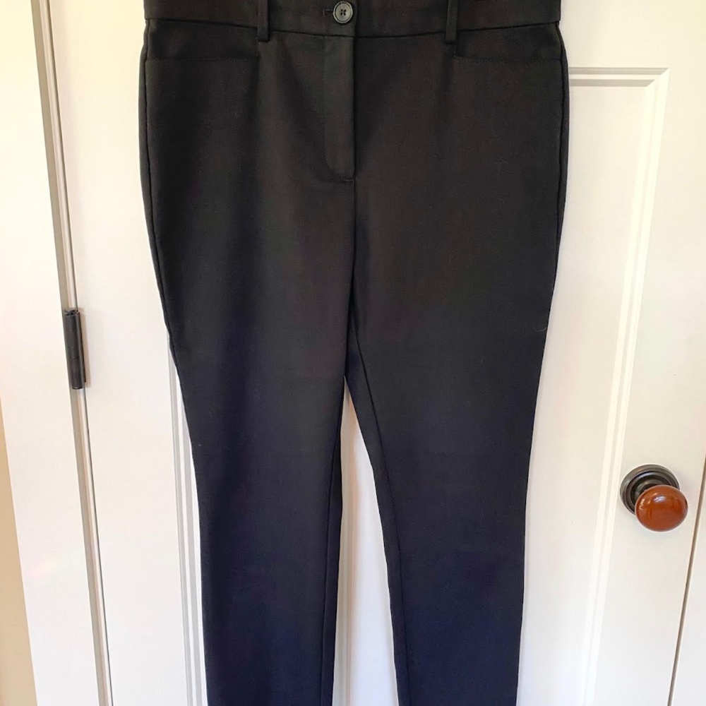 LOFT Sutton Skinny Pants Black – Size 8 | Like New